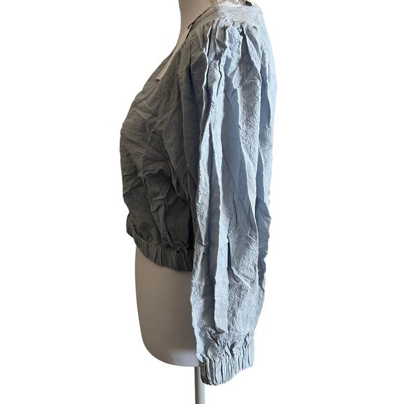 A New Day Women's Light Blue Striped Bubble Hem Top - Size Medium - NWT - Picture 5 of 8